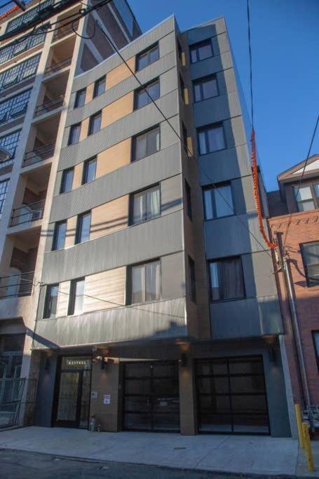 Rail Park Downtown Studio, Amazing Views, Contactless Check-In Филадельфия Экстерьер фото